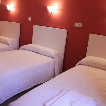 Hostal Abitum Мадрид Екстериор снимка